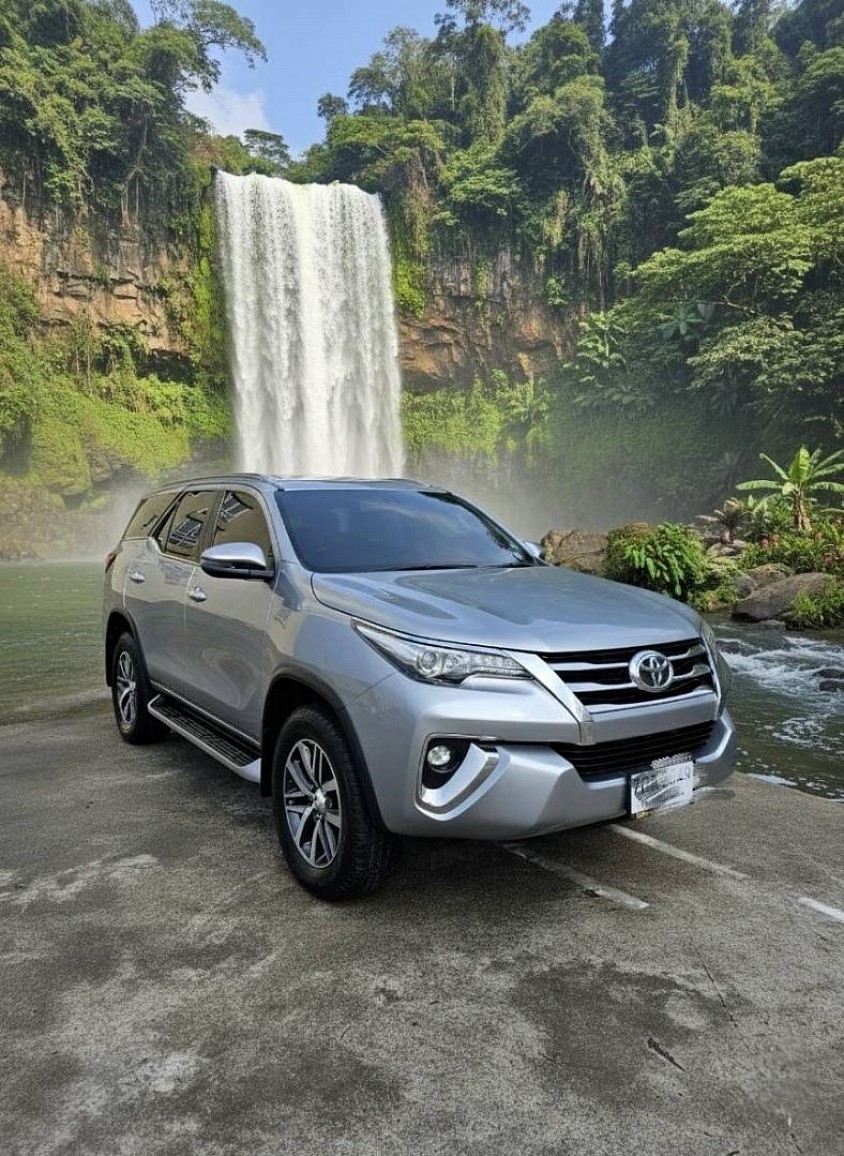 SUV