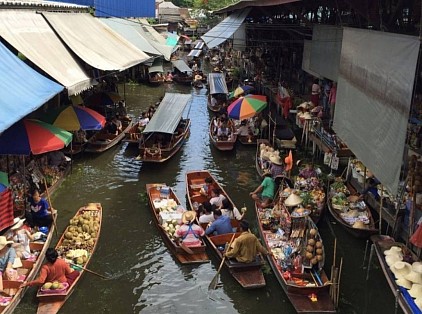 ตลาดน้ำดำเนินสะดวก